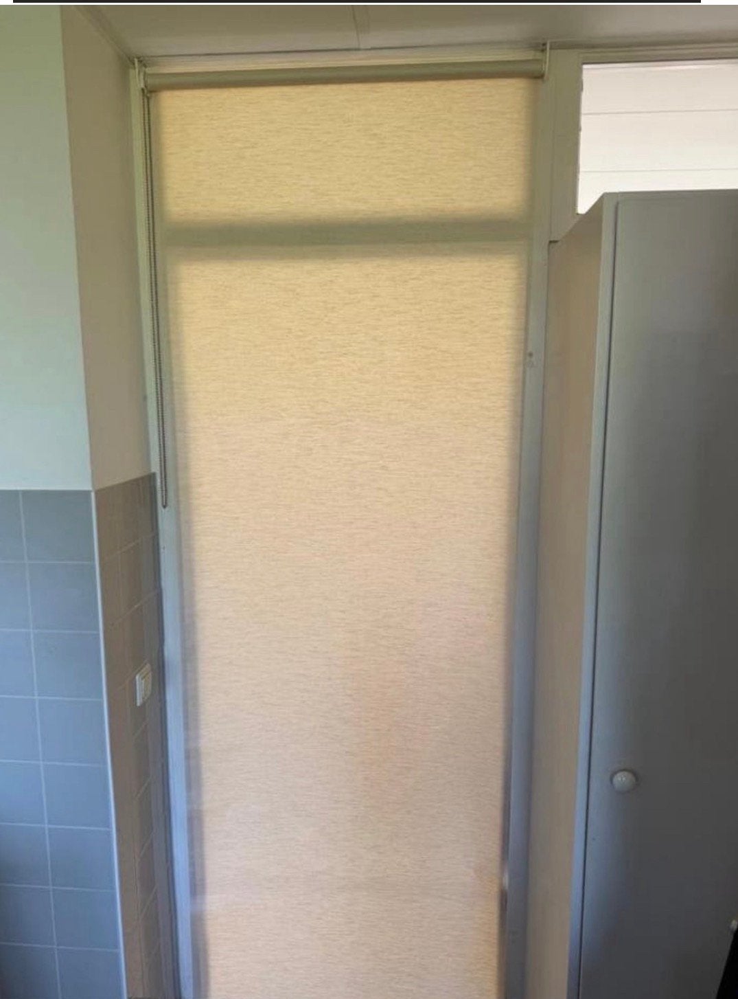 Luxaflex beige rolgordijn, Ophalen, Gebruikt, Beige, Rolgordijn