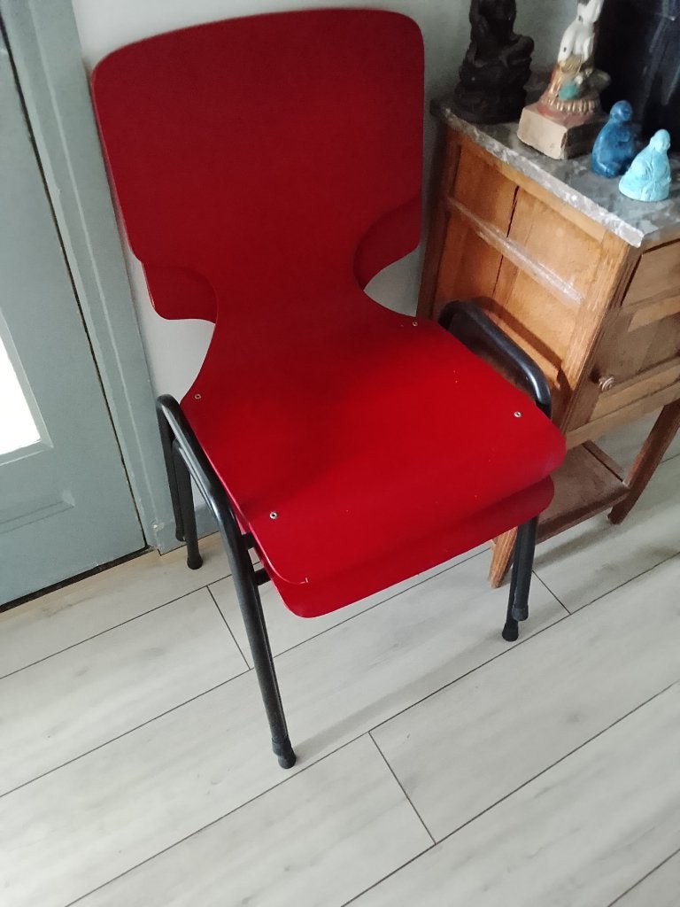 2 rode stoelen met stalen frame en houten rug/zitting., Ophalen, Gebruikt, Twee, Hout