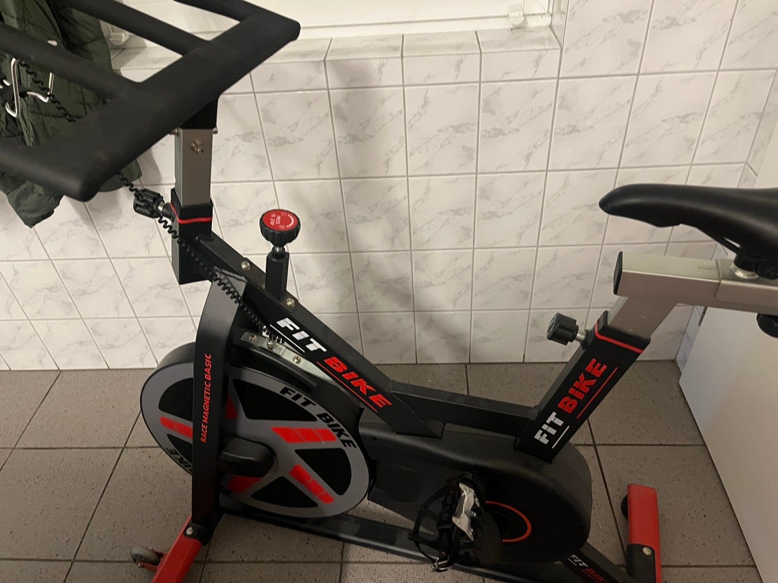 Fit Bike Race Magnetic Basic Spinningfiets, Sport en Fitness, Fitnessapparatuur, Ophalen, Gebruikt, Spinningfiets, Metaal