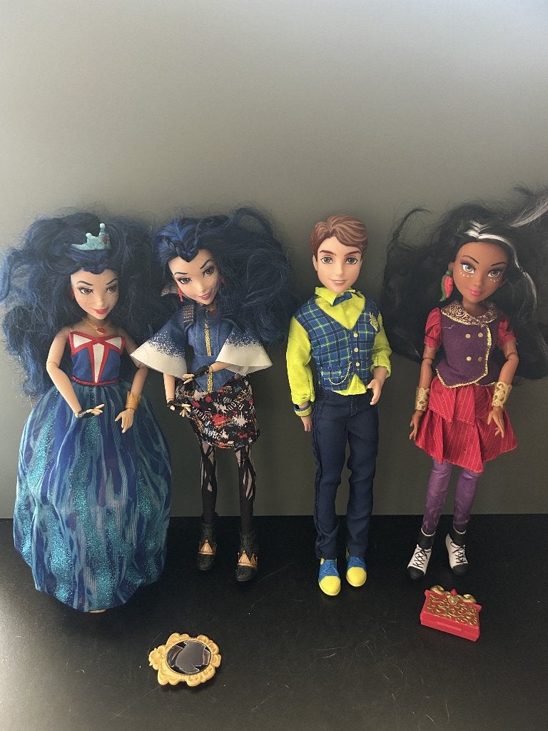 Disney descendants poppen hasbro, Ophalen of Verzenden, Overige typen