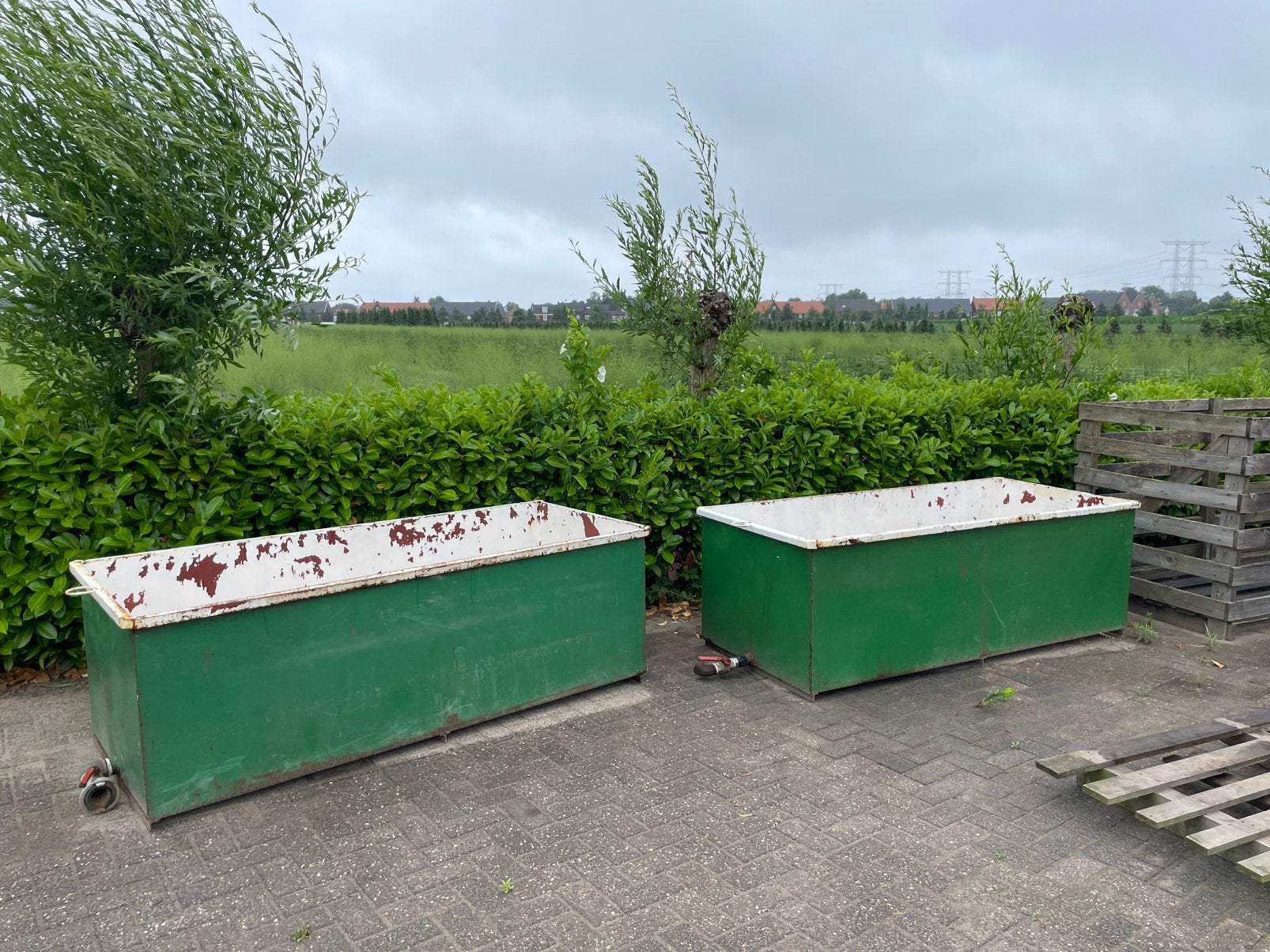 2 st Waterbak metaal met afvoerkranen, Ophalen of Verzenden