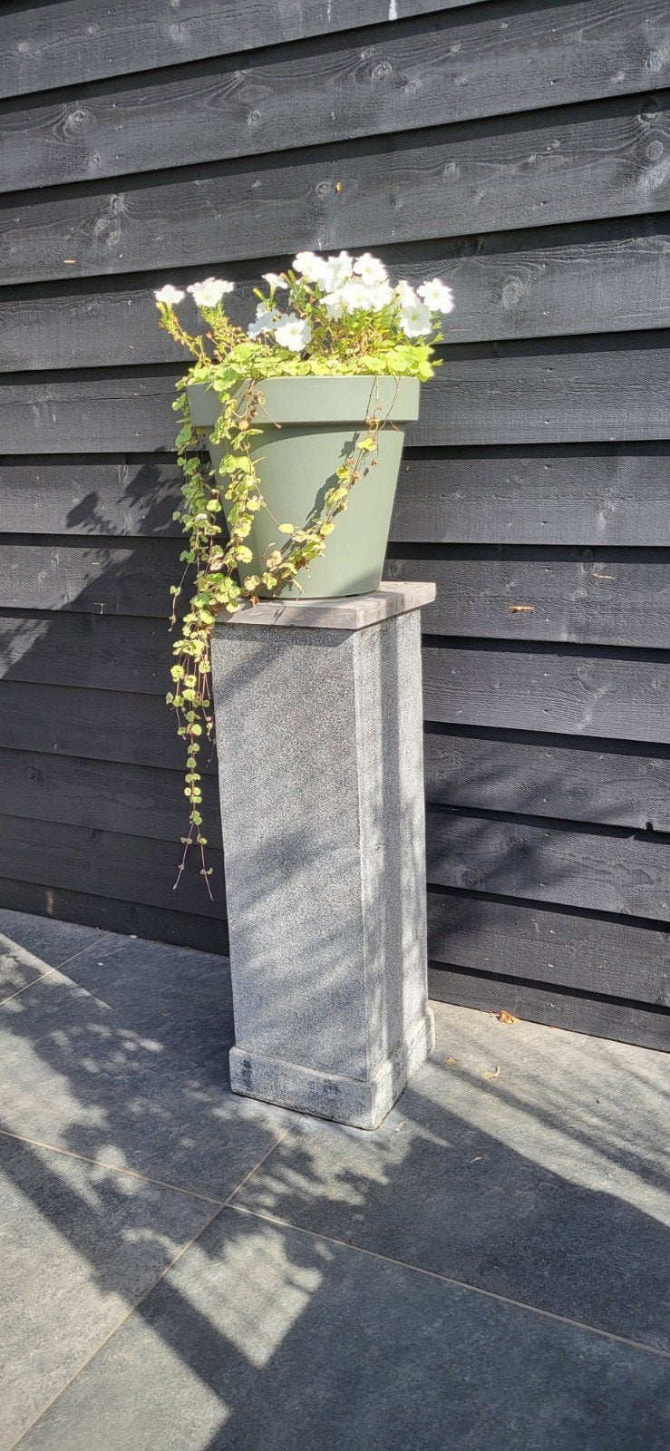composiet tuinpilaar met hard stenen bovenblad., Huis en Inrichting, Ophalen