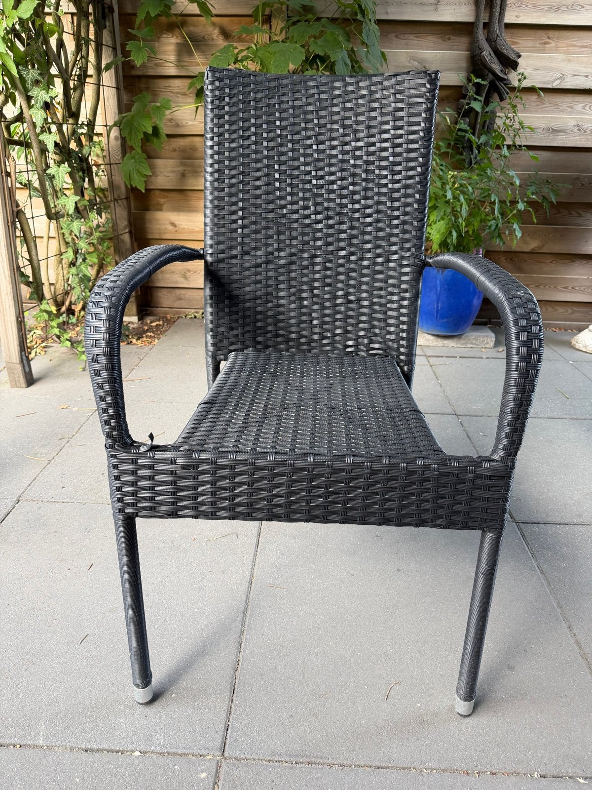 2 JYSK tuinstoelen, zwart wicker, Ophalen, Zo goed als nieuw, Wicker