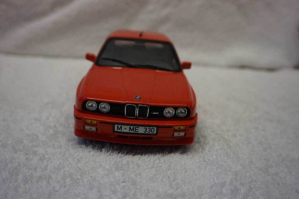 BMW m3 e30 minichamps 1:18 Rood 80430148538 Streetversion(1), Ophalen of Verzenden, Gebruikt, MiniChamps