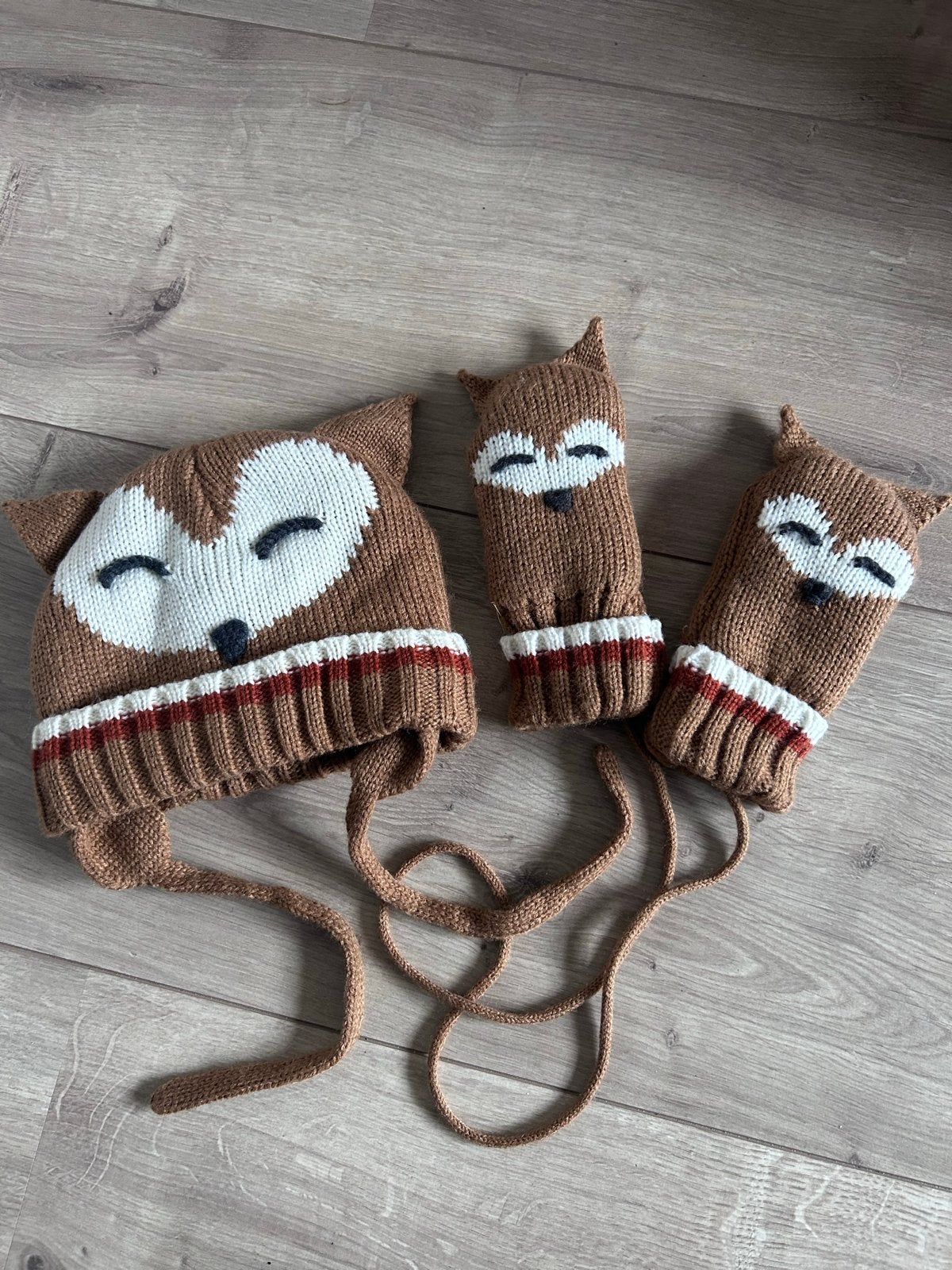 Zo goed als nieuw muts en handschoenen set uil, Setje, Jongen of Meisje, Ophalen of Verzenden, Zo goed als nieuw