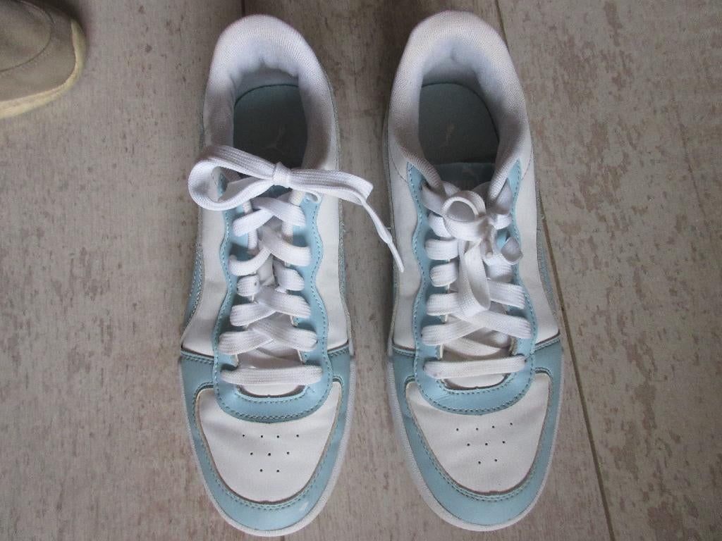 Sneakers merk PUMA maat 40 UK 6,5, Wit, Ophalen of Verzenden, PUMA, Sneakers of Gympen