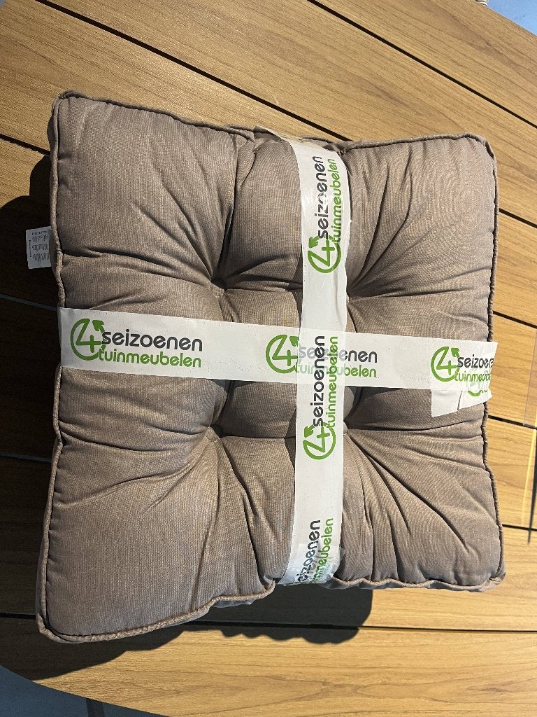 Florance kussen ca.47x47cm Basic taupe 2 stuks, Ophalen, Rugkussen, Beige, Vierkant