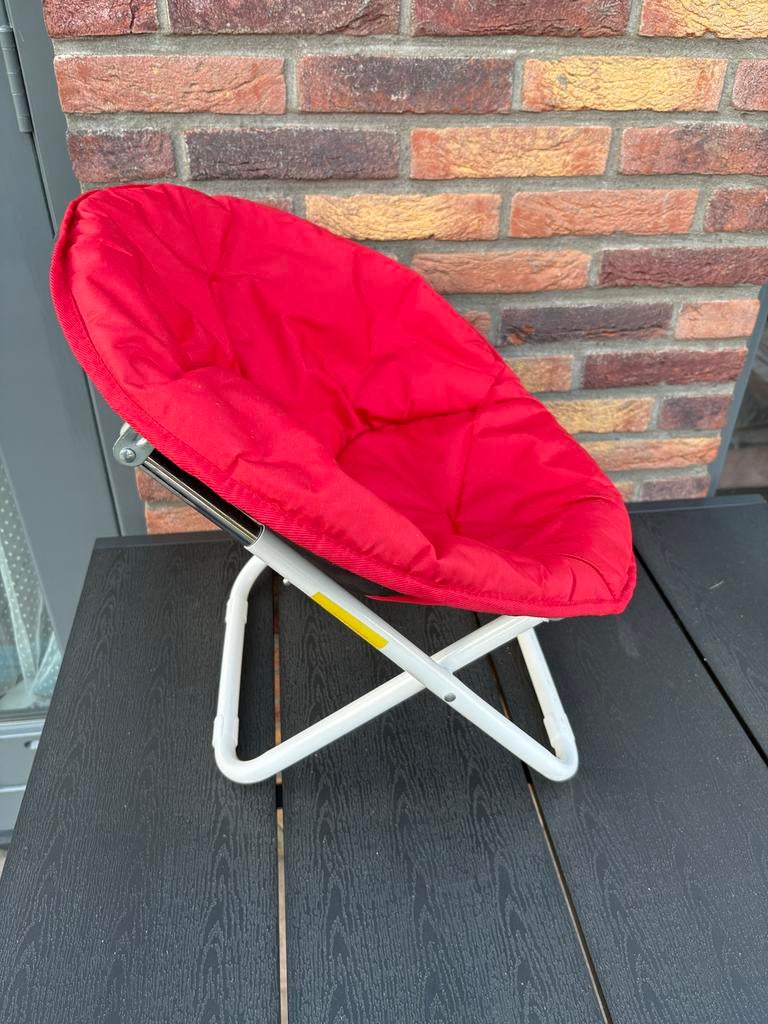 Rode opvouwbare kinderstoel (moonchair), Ophalen, Gebruikt, Inklapstoel