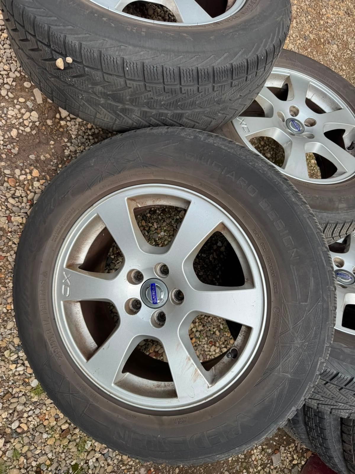 Volvo XC Velgen met Vredestein Winterbanden 235/65 R17, Ophalen, Gebruikt, Banden en Velgen, 17 inch