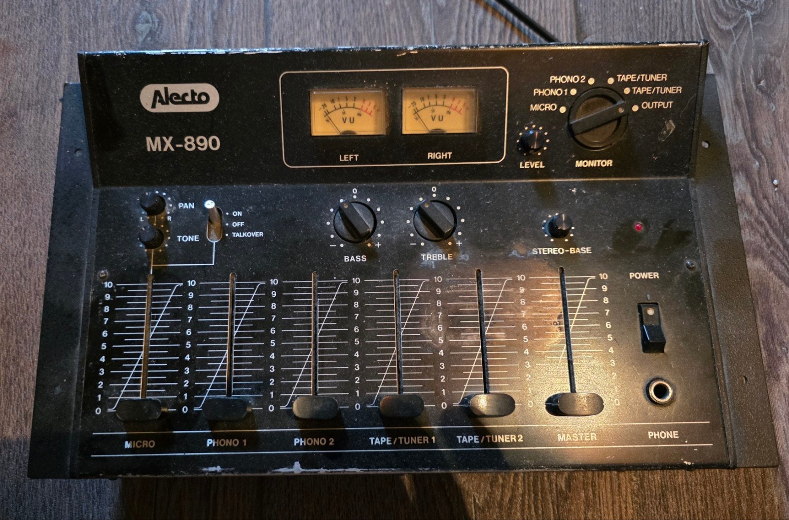 Alecto MX-890 DJ Mixer - Vintage Mengpaneel, Ophalen of Verzenden, Gebruikt, Minder dan 5 kanalen, Microfooningang