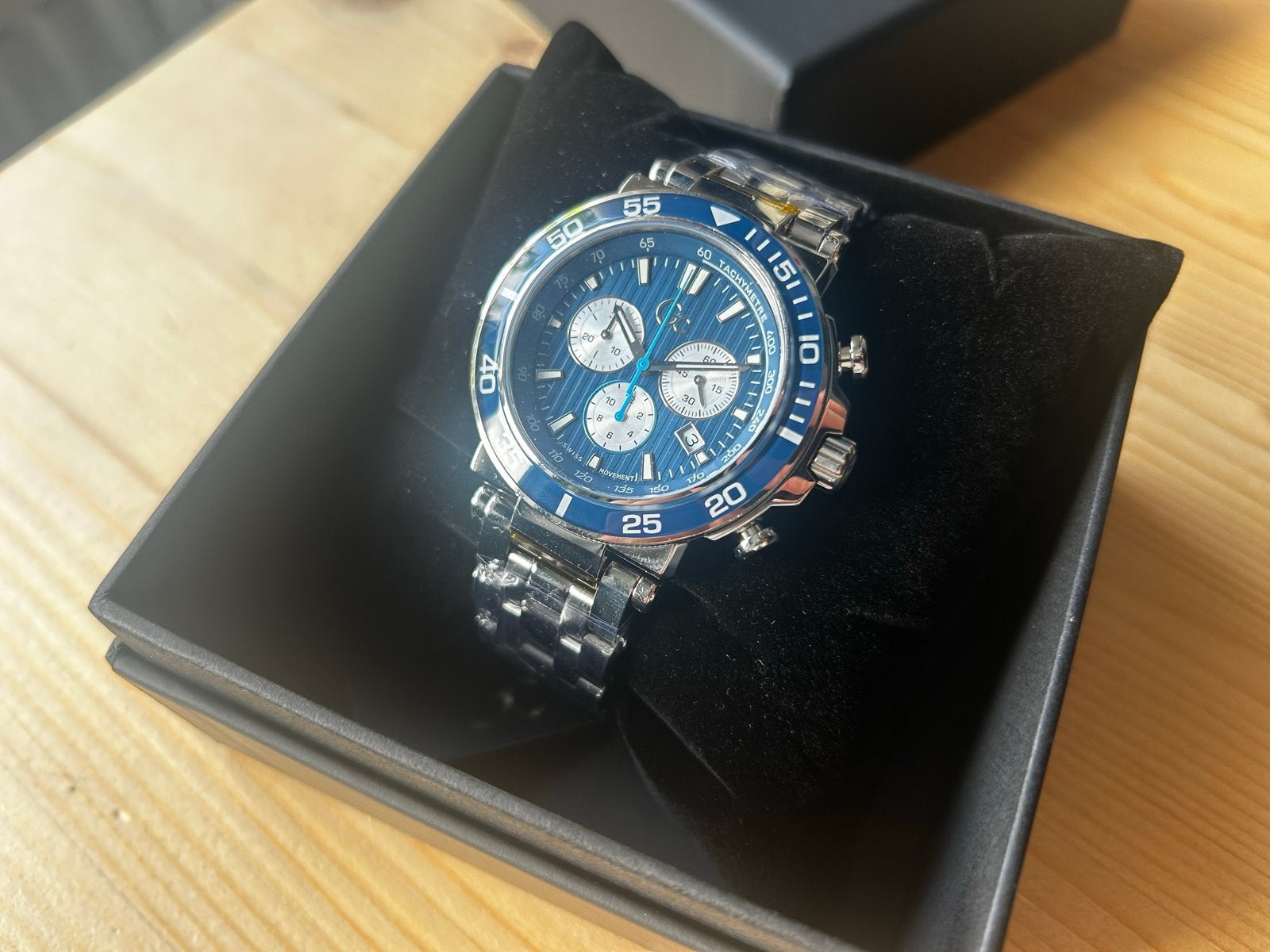 Guess collection Herenhorloge gloednieuw met garantie, Sieraden, Tassen en Uiterlijk, Overige merken, Staal, Staal, Polshorloge
