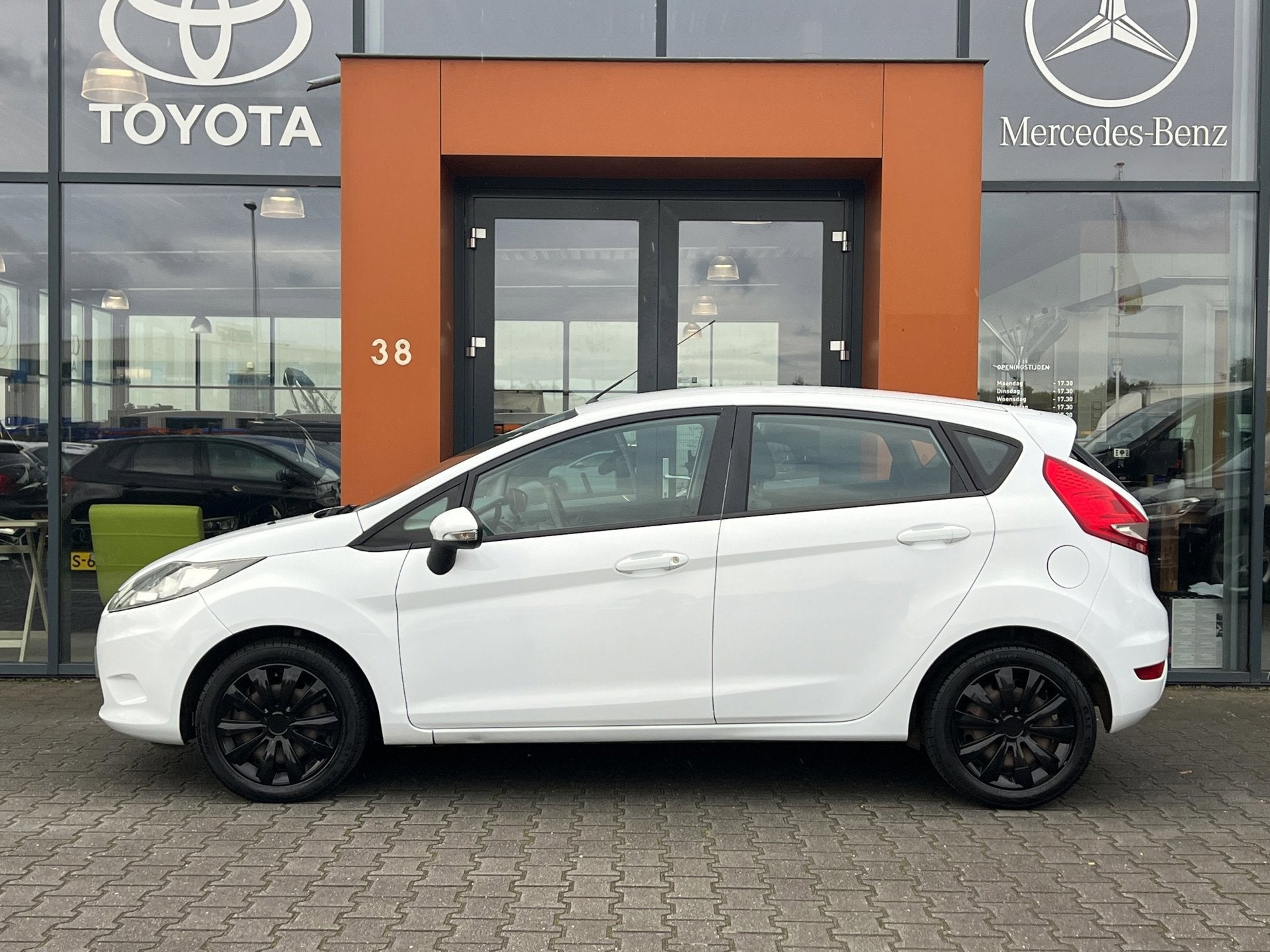 Ford Fiesta 1.25 Limited|Isofix|Airco|AUX|El.ramen|APK 2027, Auto's, Voorwielaandrijving, 1242 cc, 4 cilinders, 60 pk