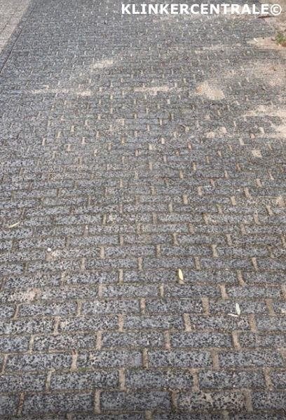 ROOIKORTING 2.000m2 antraciet dikformaat betonklinkers straa, Tuin en Terras, Tegels en Klinkers, Bij dit gebruikte product niet te achterhalen