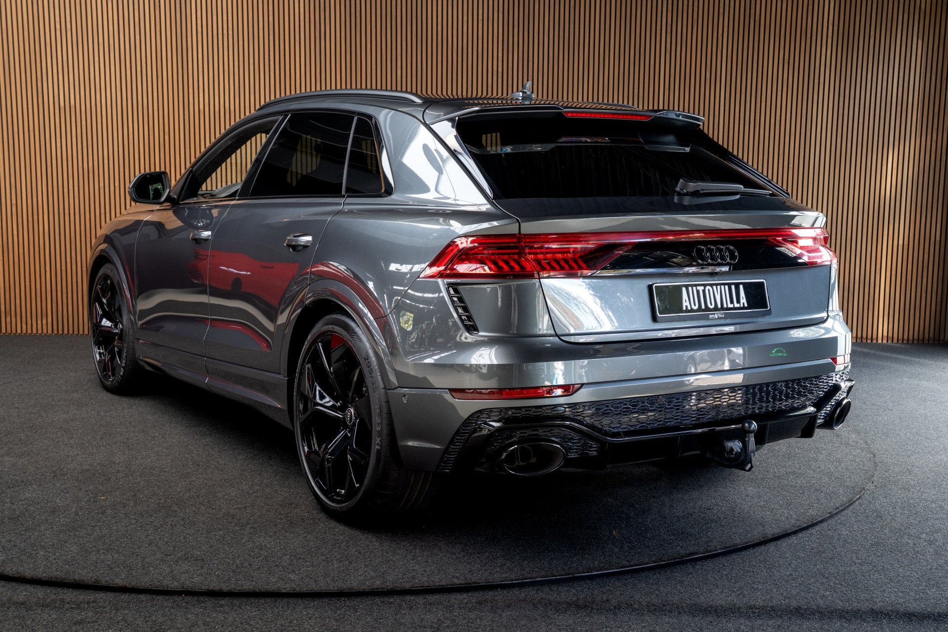 Audi RS Q8 4.0 TFSI B&O HUD Massage Keramisch Softclose ACC, Auto's, Dealer onderhouden, Gebruikt, 600 pk, Leder