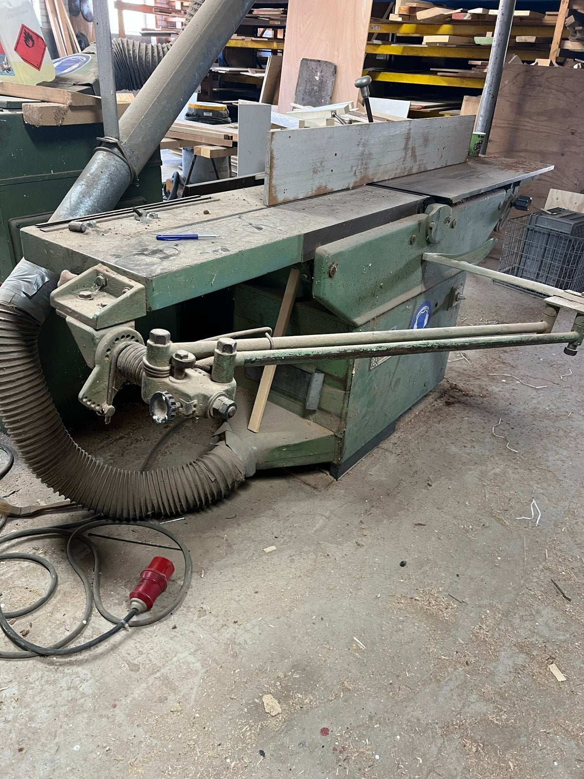 Diverse machines voor Houtbewerking en afzuiging, Ophalen