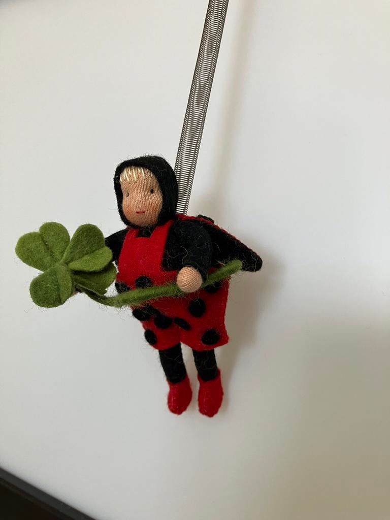 Lieveheersbeestje hanger, Ophalen of Verzenden, Zo goed als nieuw, Figuurtje(s)