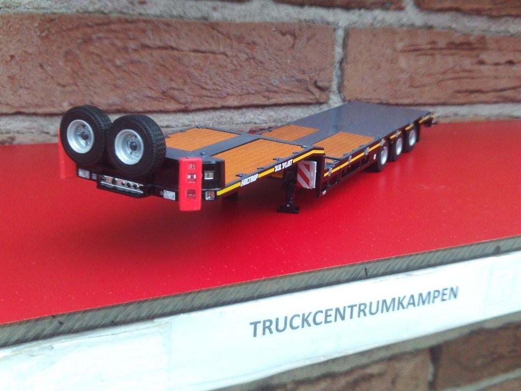 WSI  Semi  Low  loader  van  Holtrop  van  der  Vlist., Hobby en Vrije tijd, Modelauto's | 1:50, Ophalen of Verzenden, Nieuw, Bus of Vrachtwagen