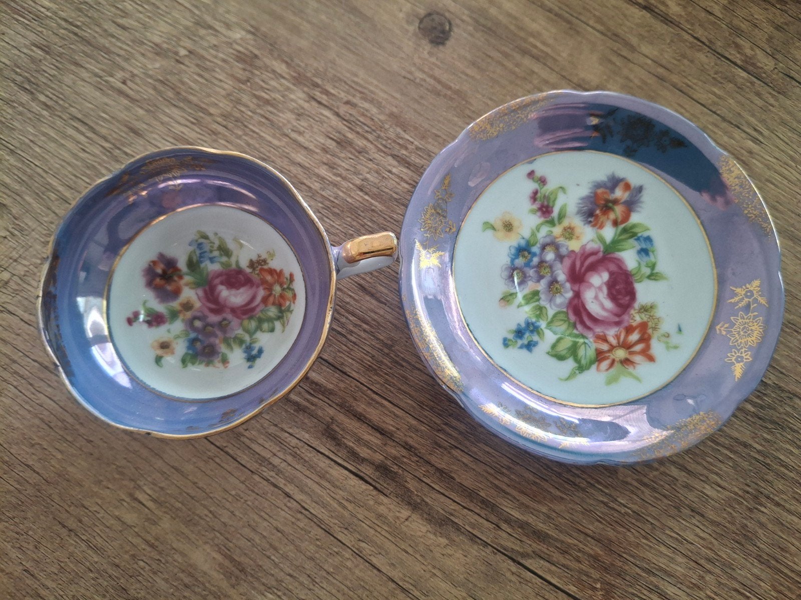 Mini kop en schotel met bloemendecoratie, Ophalen