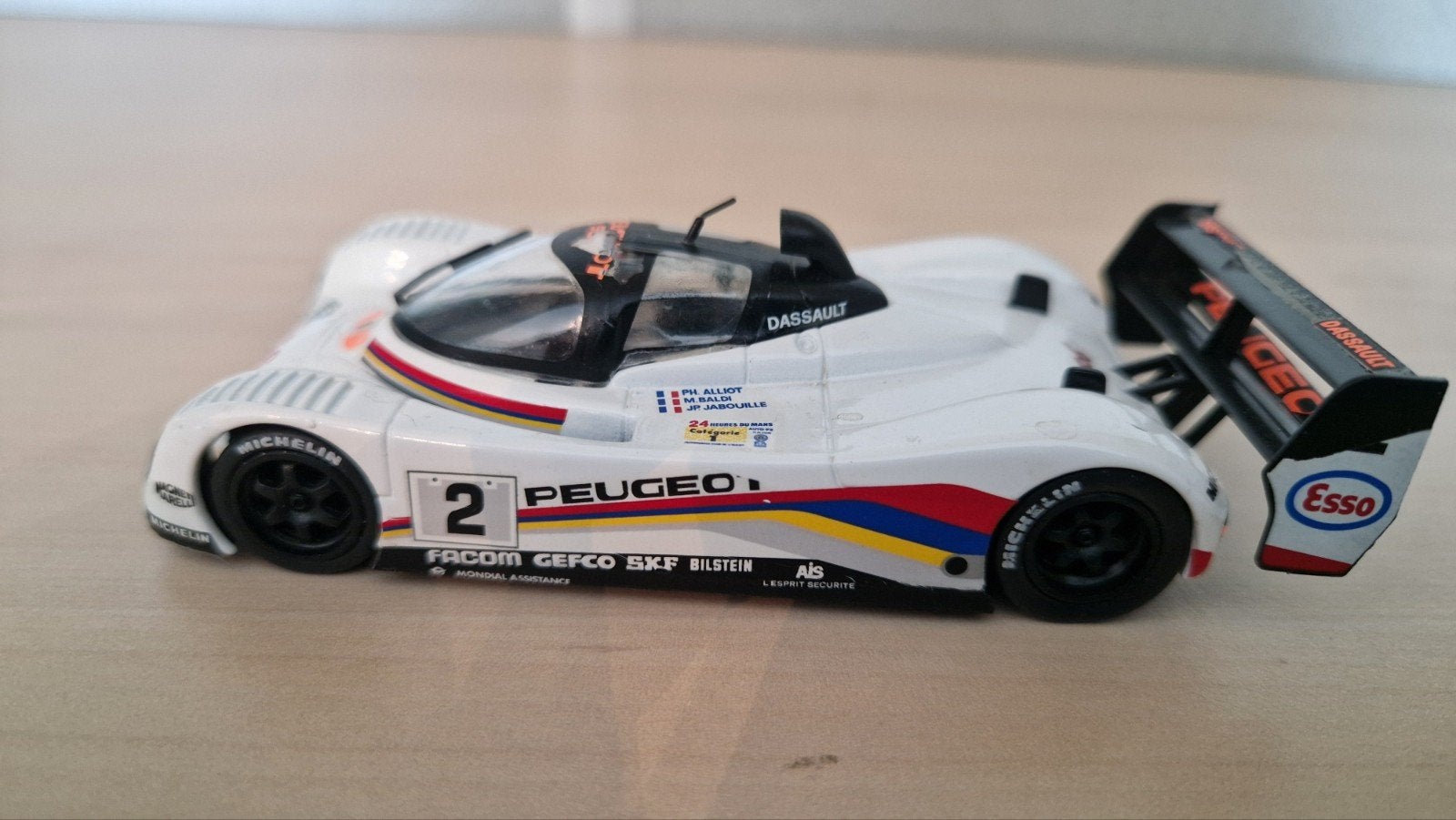 Peugeot 905 Le Mans modelauto - Wit, nr. 2, Hobby en Vrije tijd, Modelauto's | 1:43, Ophalen of Verzenden