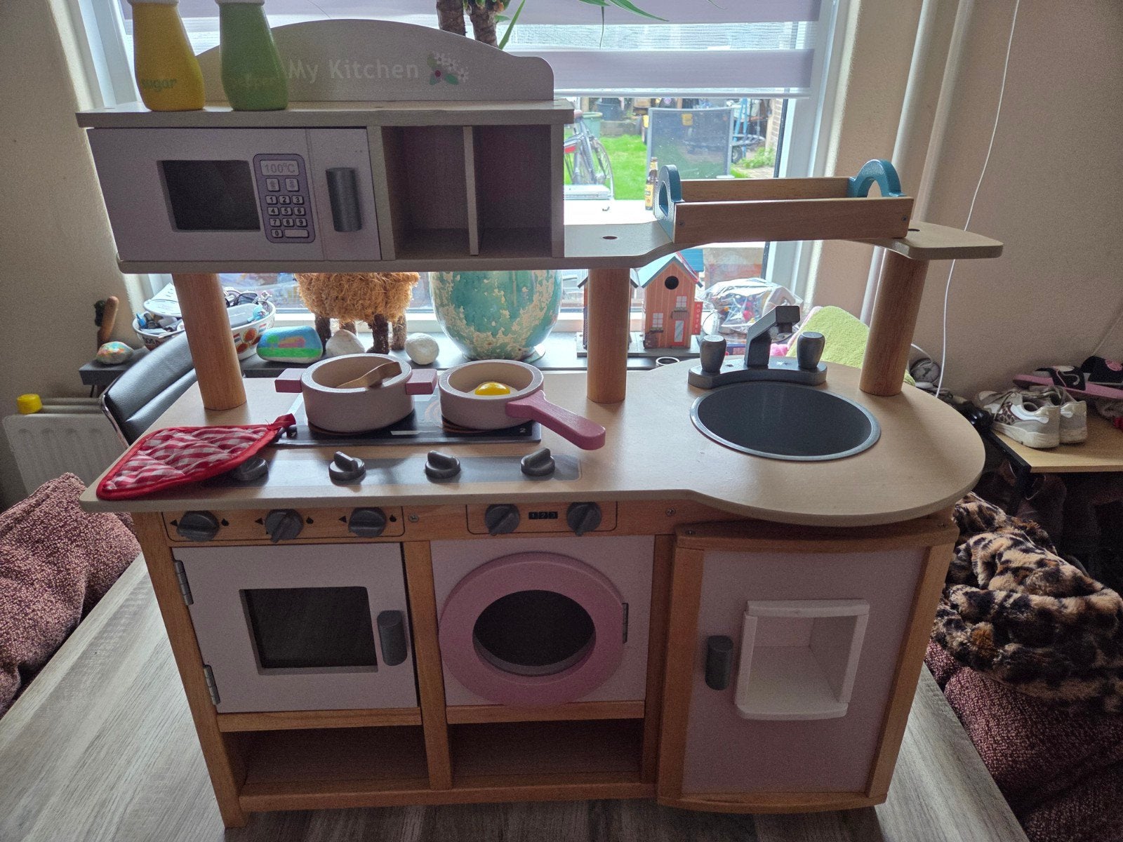 Mentari houten speelkeuken met accessoires, Kinderen en Baby's, Ophalen, Gebruikt, Hout, Speelkeuken