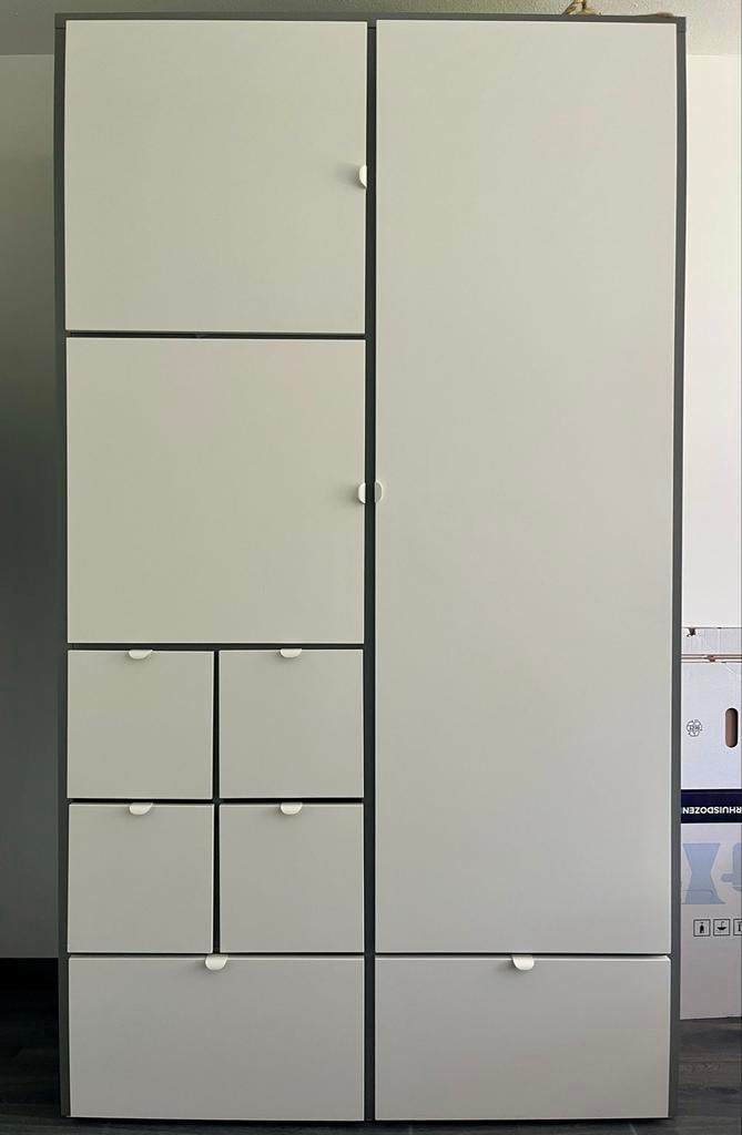 IKEA Visthus Kledingkast, 122x59x216 cm, Huis en Inrichting, Kasten | Kledingkasten, Zo goed als nieuw, 200 cm of meer, 100 tot 150 cm