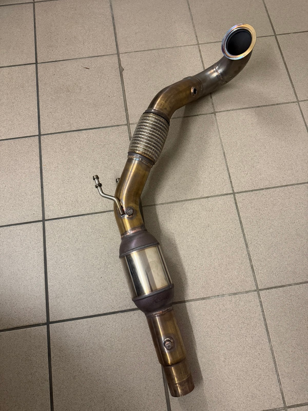 Golf 7.5 GTI/TCR Downpipe 200 cell sportcat (OPF modellen), Auto-onderdelen, Uitlaatsystemen, Ophalen, Gebruikt, Volkswagen