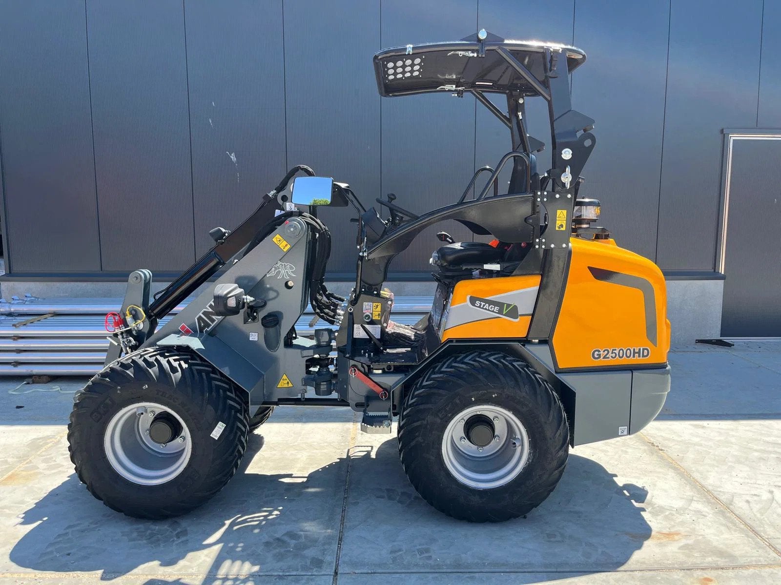 Giant G2500 HD (bj 2026), Zakelijke goederen, Machines en Bouw | Kranen en Graafmachines, Wiellader of Shovel
