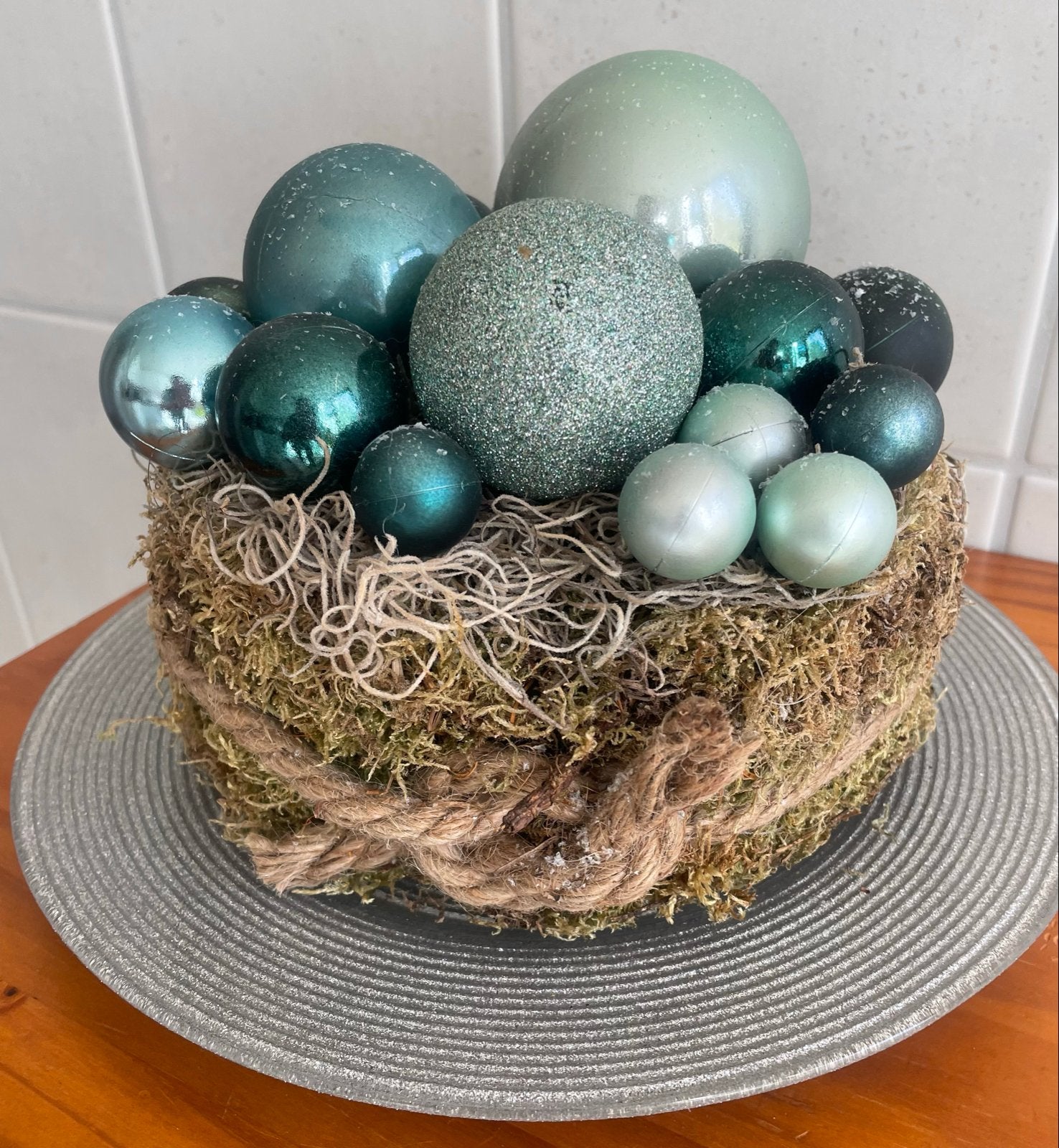 Kerstballentaartje turquoise op glazen schaal, Diversen, Ophalen, Zo goed als nieuw