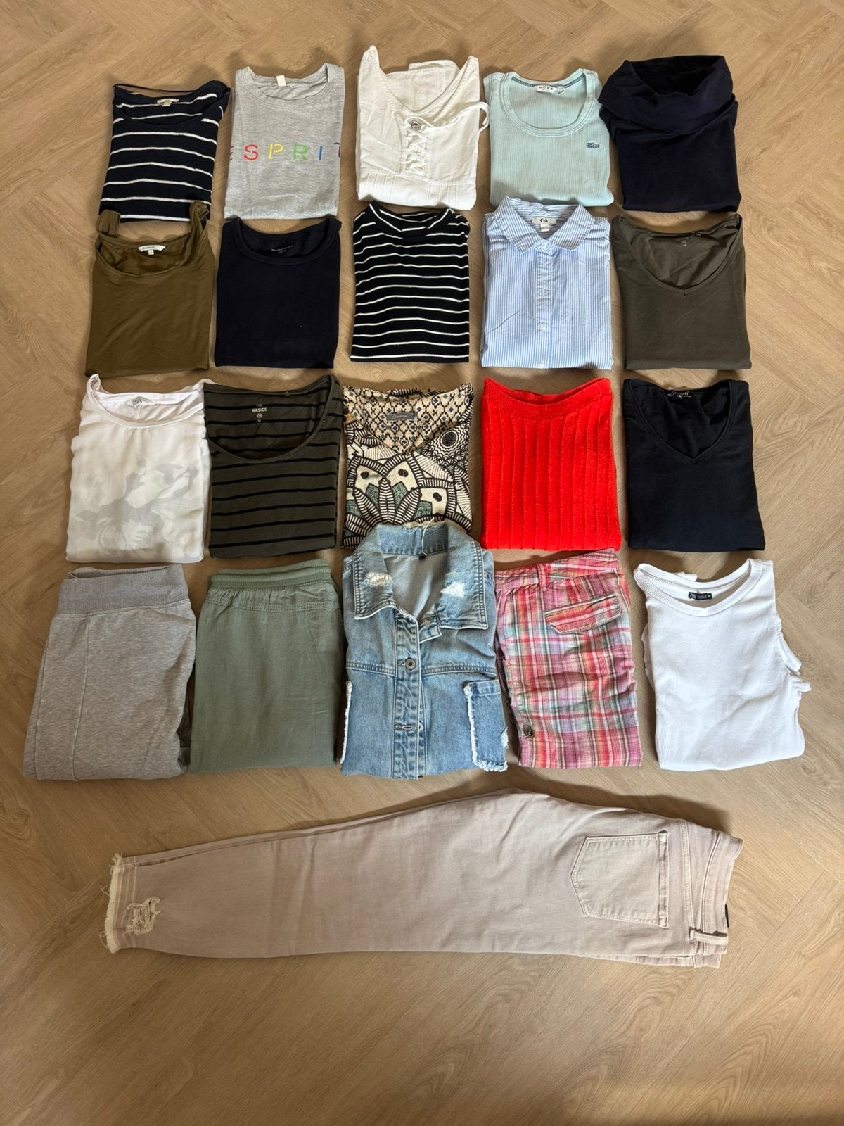 Grote kledingbundel maat M of 38 merkkleding, Kleding | Dames, Ophalen of Verzenden, Gedragen, Maat 38/40 (M)