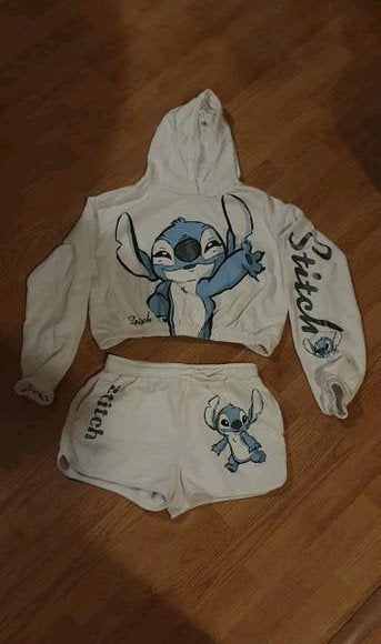 Stitch setje trui en korte broek, Jongen of Meisje, Ophalen of Verzenden, Zo goed als nieuw, Setje