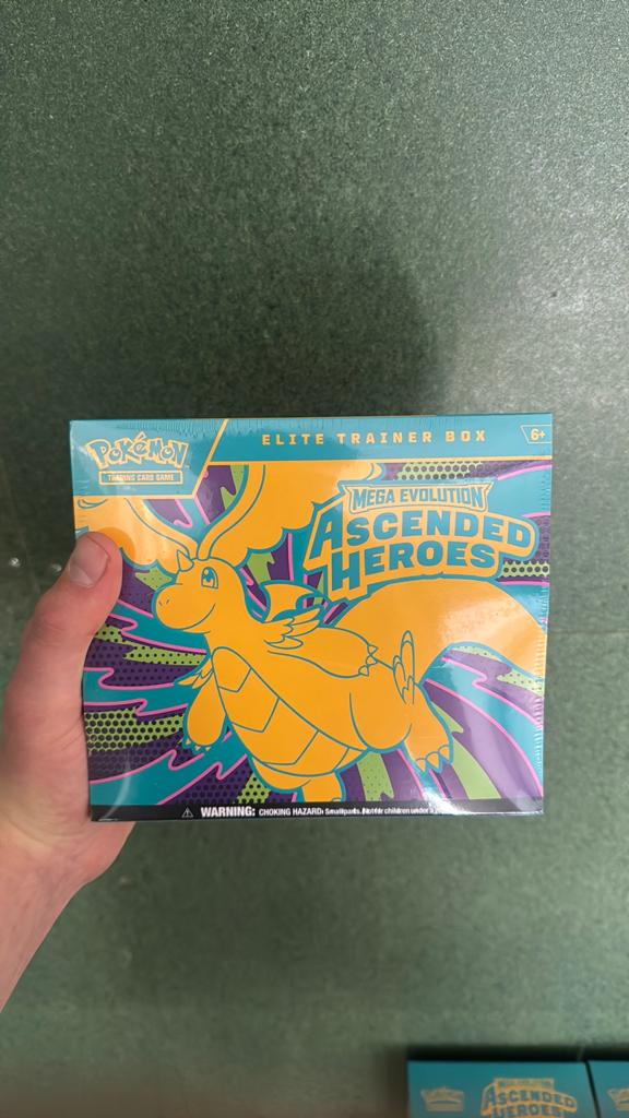 Ascended heroes elite trainer box, Ophalen of Verzenden, Zo goed als nieuw