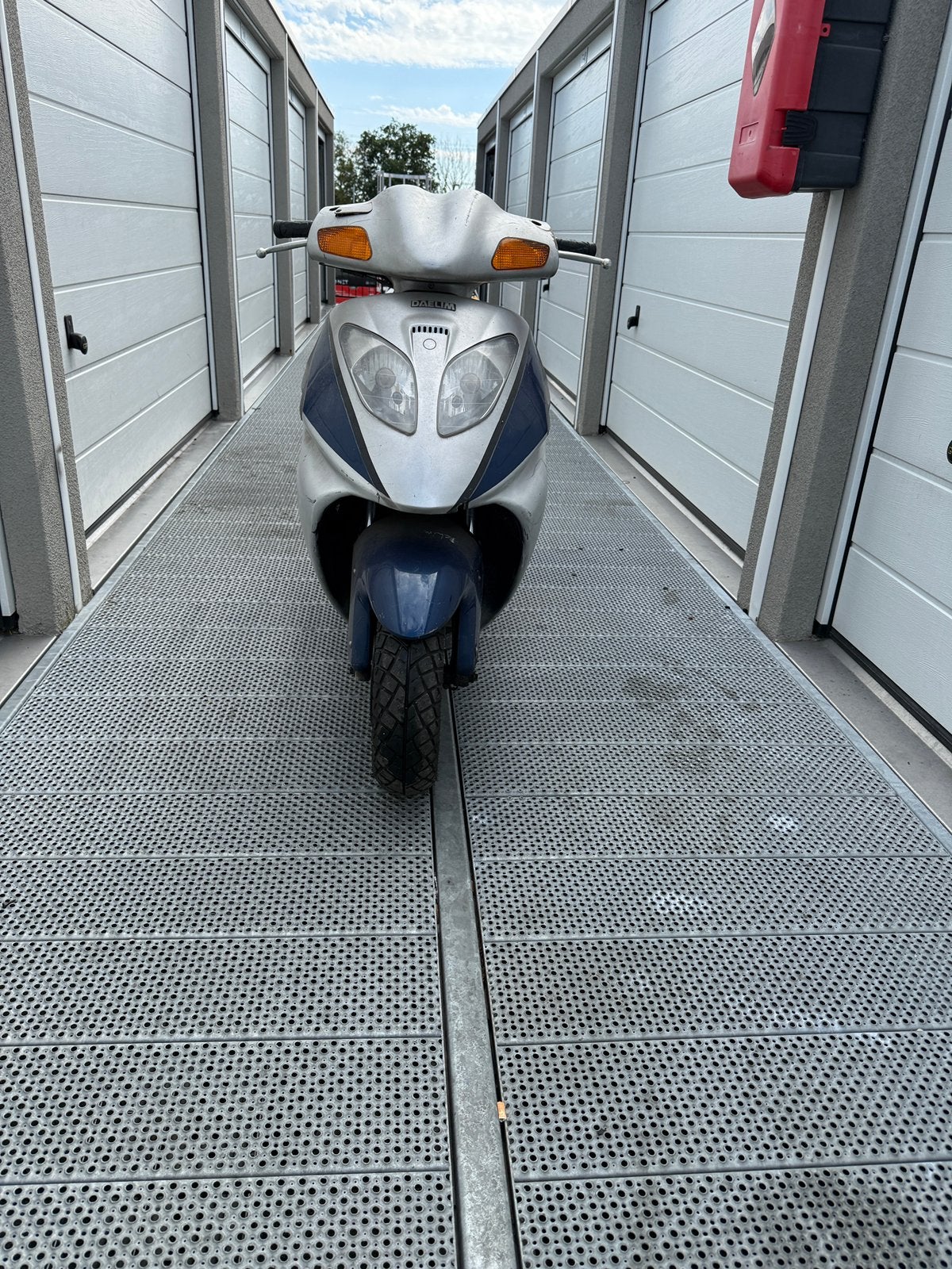 Daelim 125cc 4t motor scooter Duits, Ophalen of Verzenden, Zo goed als nieuw