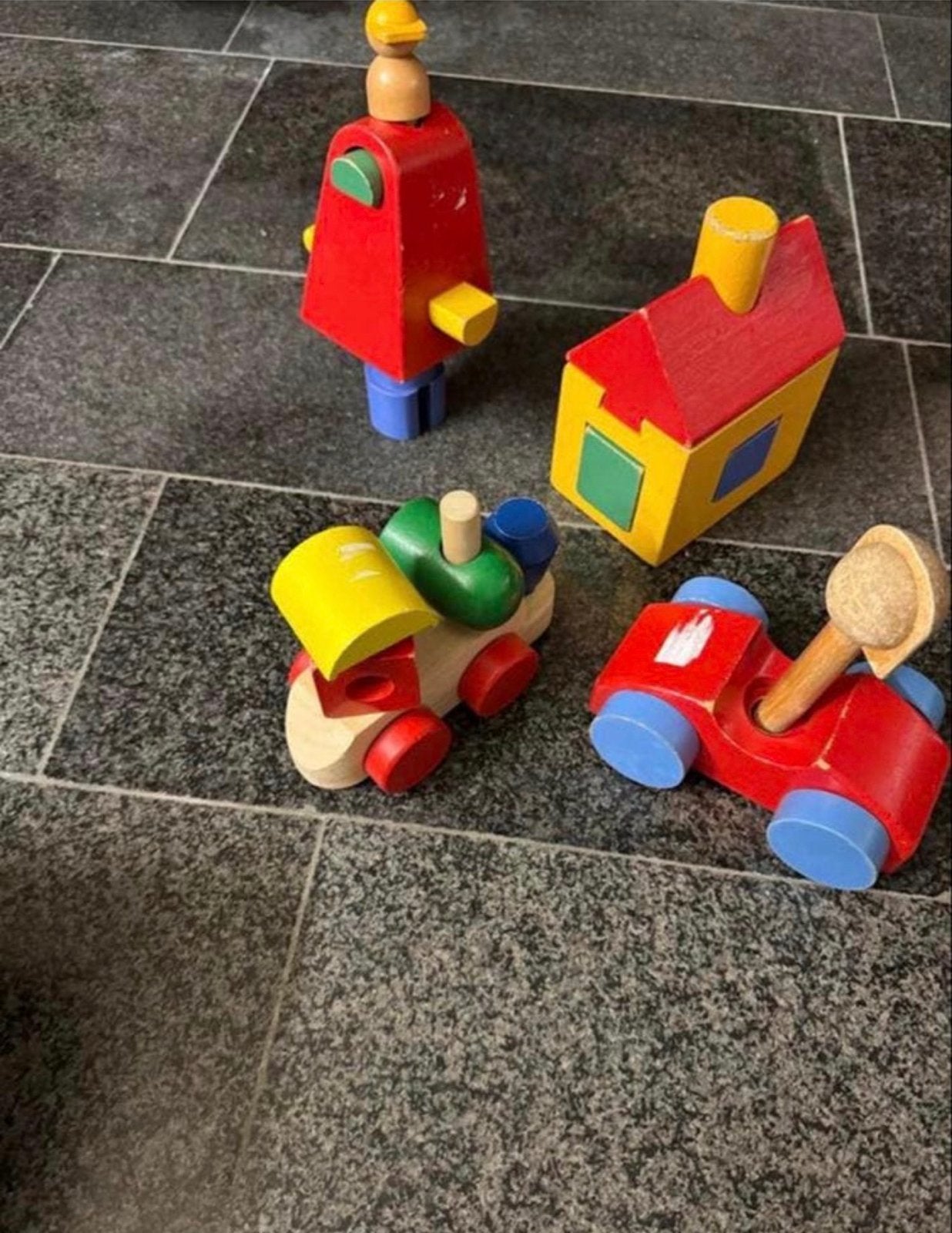 Houten speelgoed set: trein, huisje en poppetjes, Ophalen of Verzenden, Gebruikt, Overige typen