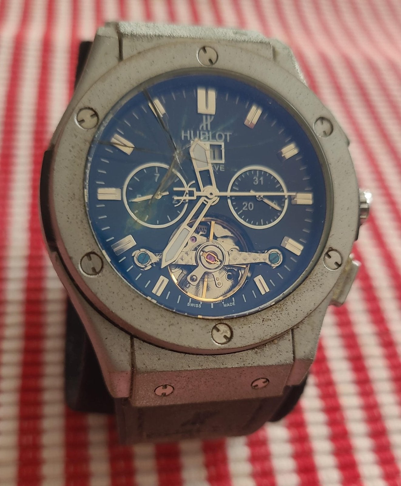 Hublot horloge barst in scherm werking onbekend, Sieraden, Tassen en Uiterlijk, Horloges | Heren, Ophalen of Verzenden, Gebruikt