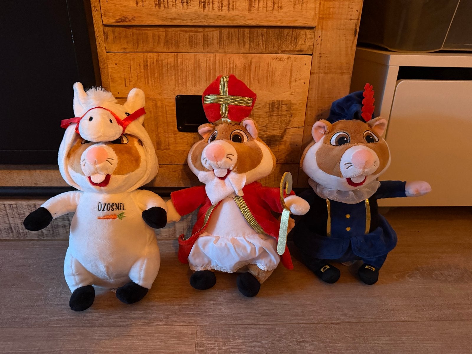 Albert Heijn Hamsters Sinterklaas, Ozosnel en Piet, Kinderen en Baby's, Hamster, Ophalen of Verzenden, Zo goed als nieuw, Middelgroot (20 tot 80 cm)