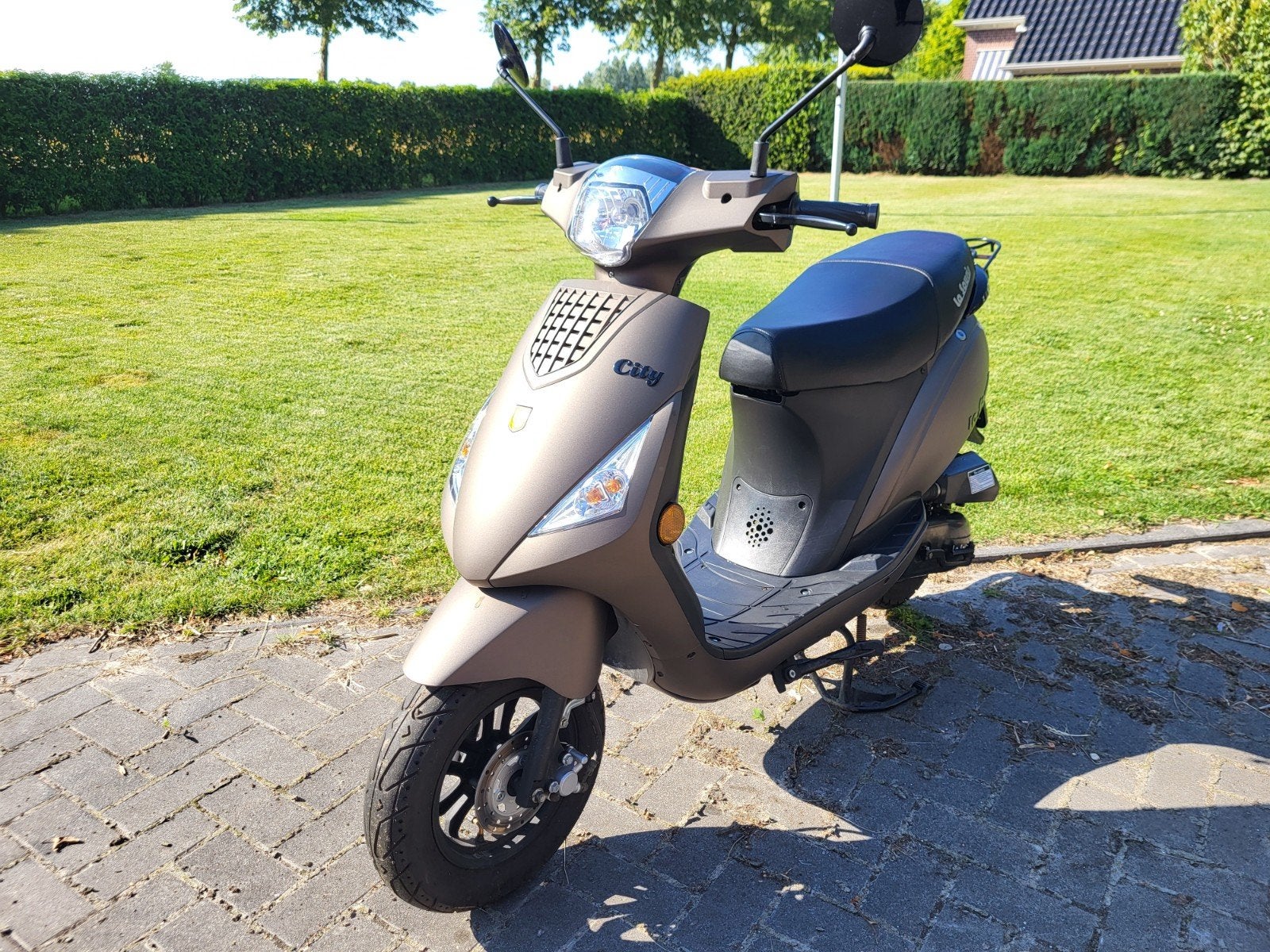 La Souris City Scooter - 2022, Fietsen en Brommers, Gebruikt, Maximaal 45 km/u, Benzine, 50 cc