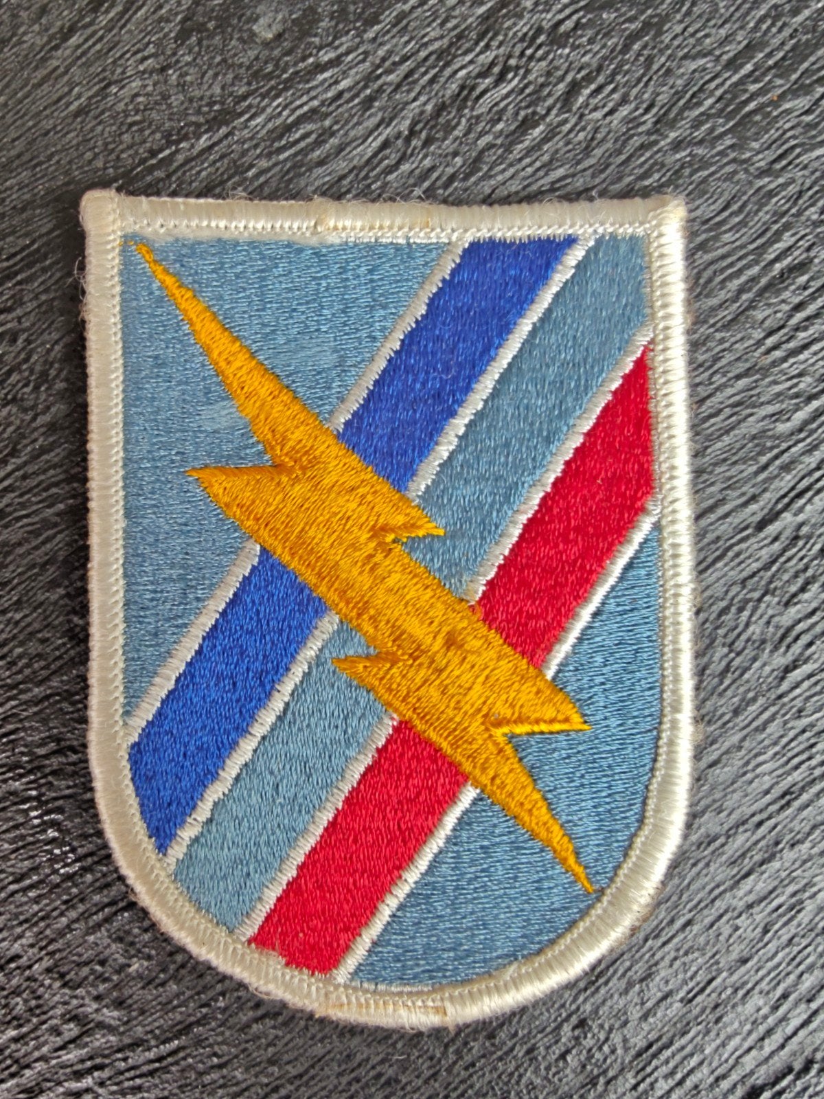 48th Infantry Brigade U.S. Army Shoulder Patch Insignia.. mo, Verzamelen, Ophalen of Verzenden, Landmacht, Amerika, Embleem of Badge