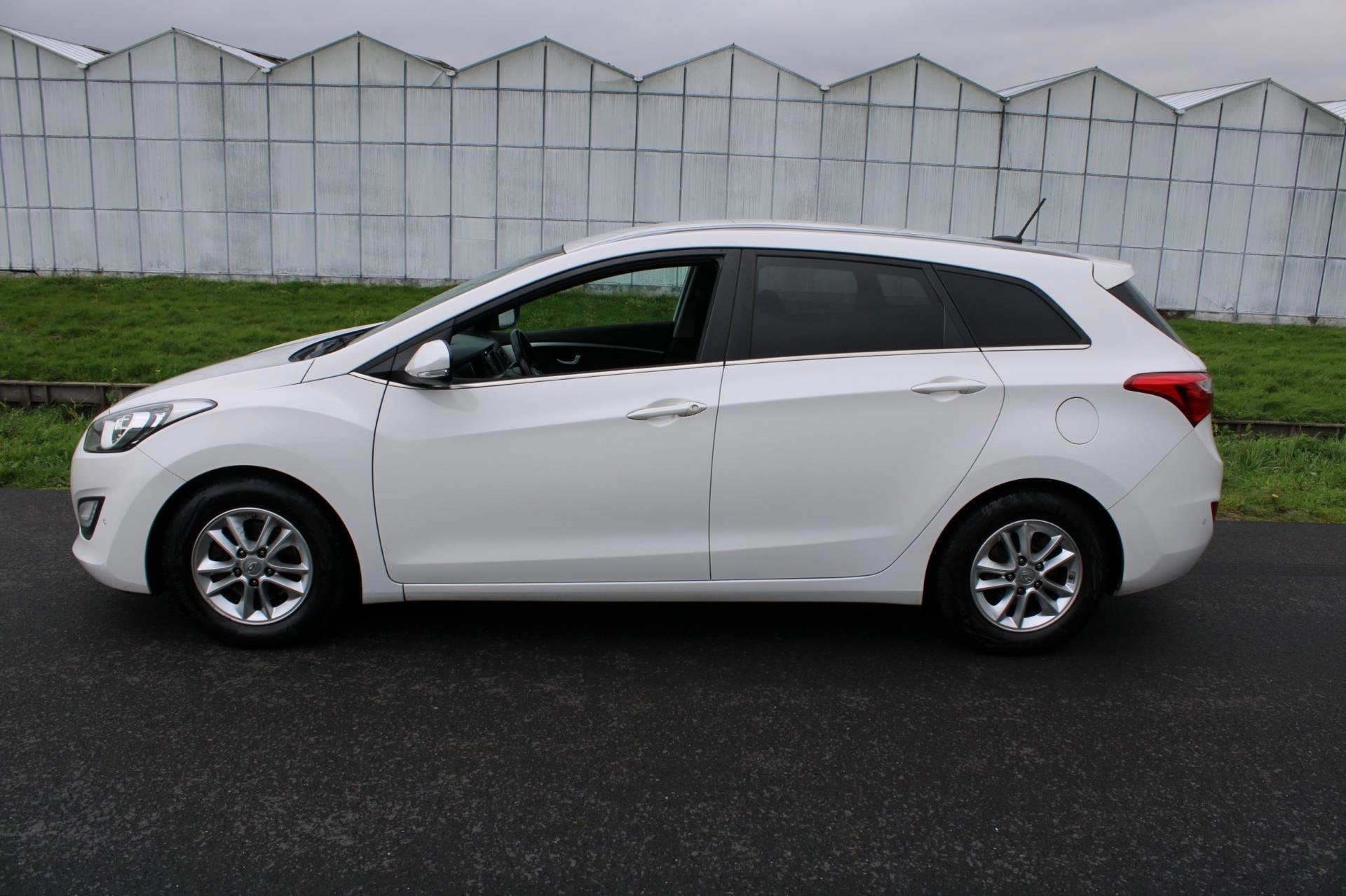 Hyundai I30 Wagon 1.6 GDI Business Edition, Voorwielaandrijving, Euro 5, 135 pk, Gebruikt