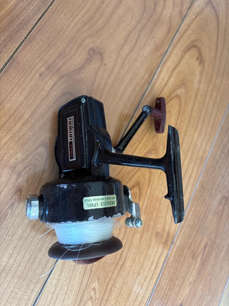 Vintage Daiwa 220T Vismolen - Goede Staat, Ophalen of Verzenden, Gebruikt, Molen