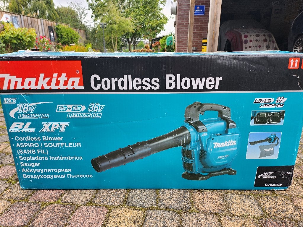 Makita tuingereedschap, Tuin en Terras, Ophalen, Zo goed als nieuw, Met opvangzak, Makita