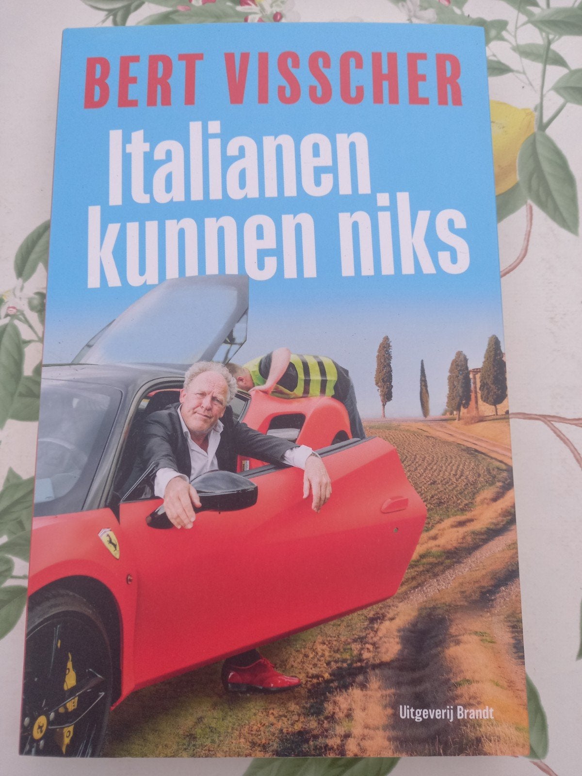 T Bert Visscher - Italianen kunnen niks, Ophalen of Verzenden, Zo goed als nieuw, Bert Visscher