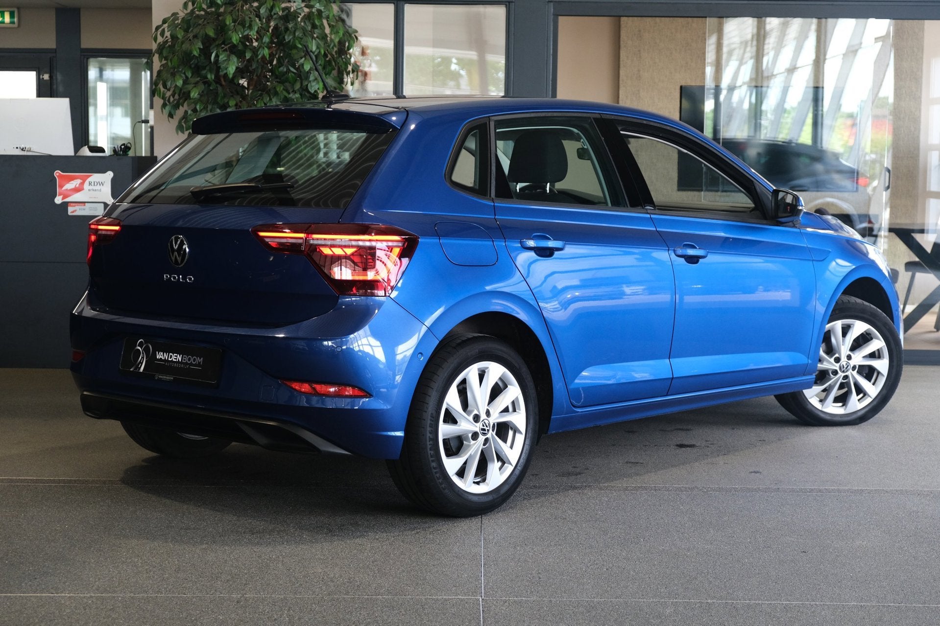 Volkswagen Polo 1.0 TSI 95PK Style DSG IQ Led Navi VirtualPr, Gebruikt, 95 pk, Leder en Stof, Origineel Nederlands