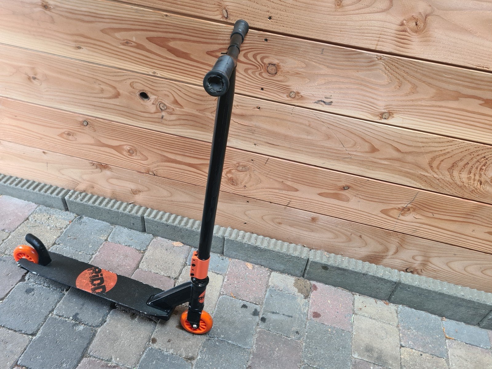 Stuntstep Rideo - Zwart/Oranje, Fietsen en Brommers, Steps, Gebruikt, Gewone step, Ophalen of Verzenden