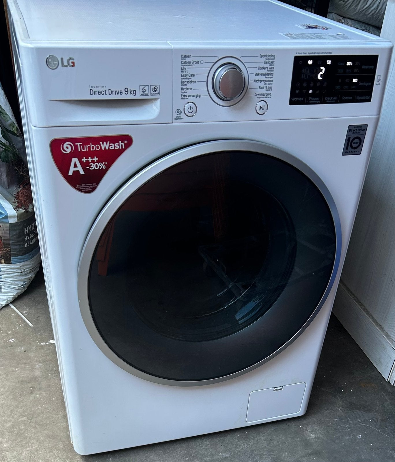 Wasmachine 9 kilo A+++ LG te koop, 8 tot 10 kg, Ophalen of Verzenden, Zo goed als nieuw, 85 tot 90 cm