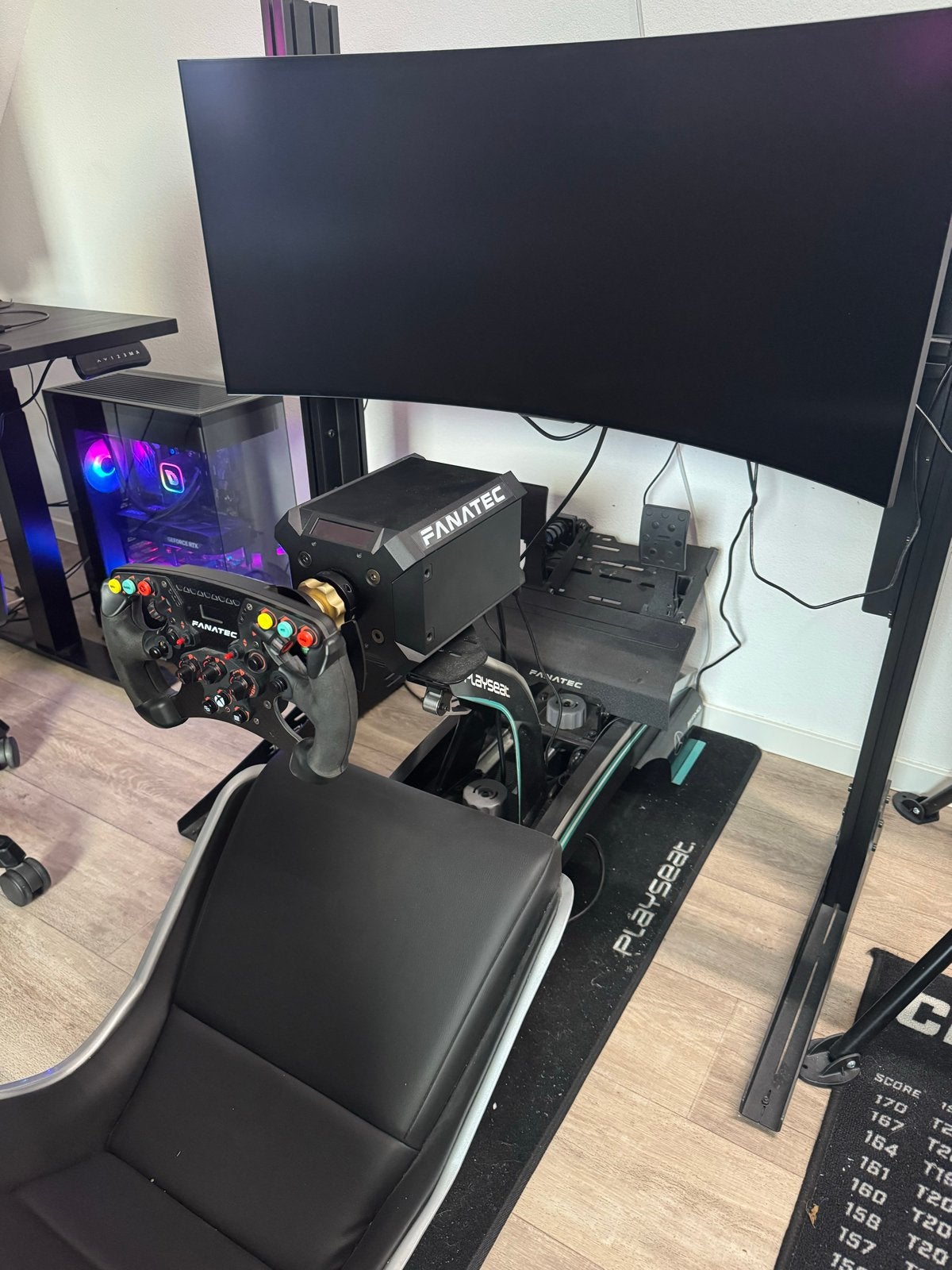Fanatec Sim Racing Setup met Playseat en Monitor, Ophalen, Overige merken, Zo goed als nieuw