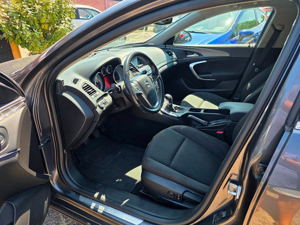 Opel Insignia Sports Tourer 1.4 Turbo EcoFLEX Edition, Auto's, Opel, Euro 5, Gebruikt, 4 cilinders, Origineel Nederlands