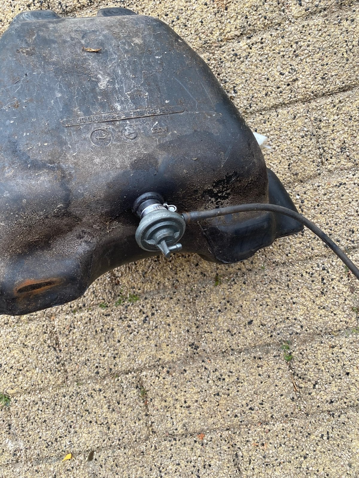 Airox tank met of zonder dop en sleutel verkrijgbaar, Auto-onderdelen, Ophalen of Verzenden, Gebruikt, Universele onderdelen