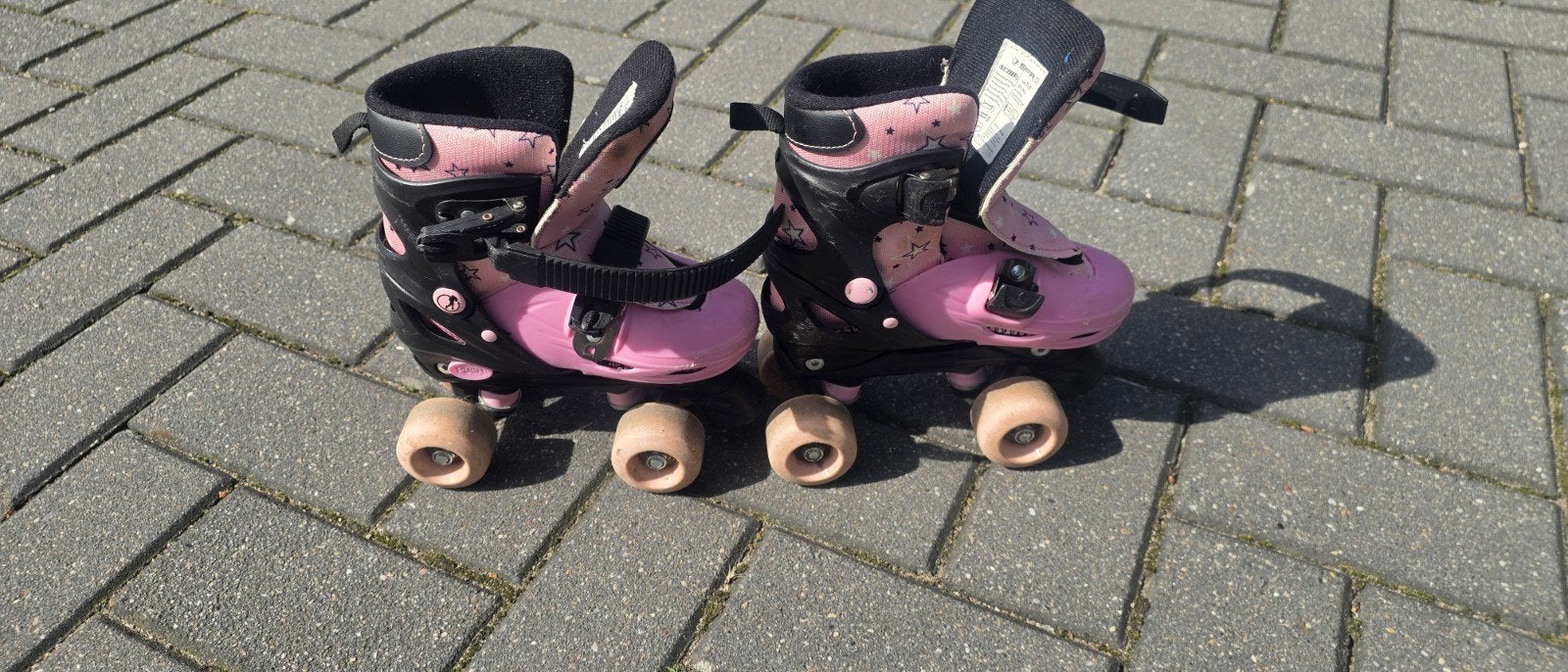 Leuke rolschaatsen voor kinderen - Roze/Zwart, Kinderen en Baby's, Ophalen, Gebruikt, Kinderen