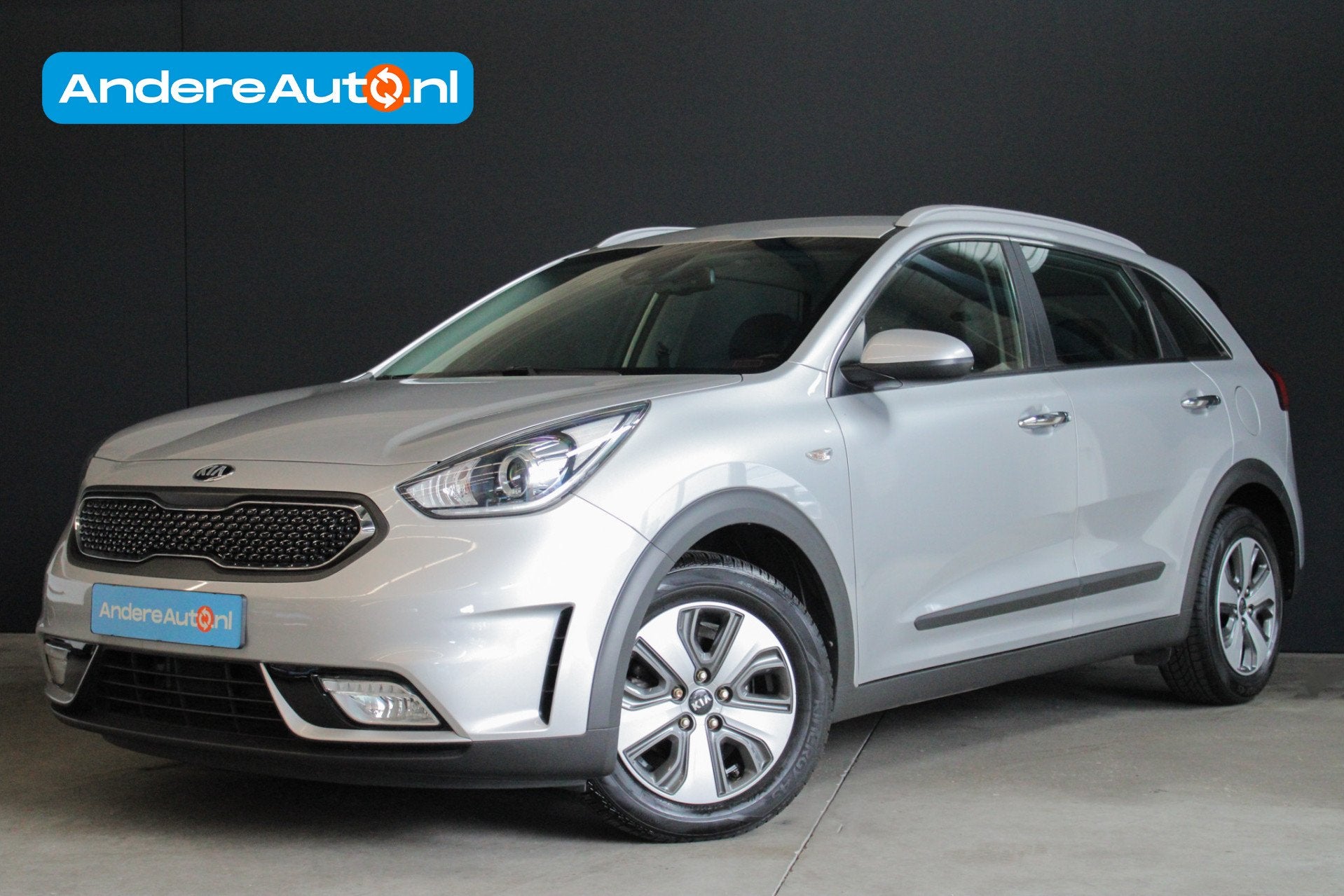 Kia Niro 1.6 GDi Hybrid DynamicLine |Apple/Android|stoel/stu, Auto's, Dealer onderhouden, Gebruikt, Zwart, Leder en Stof