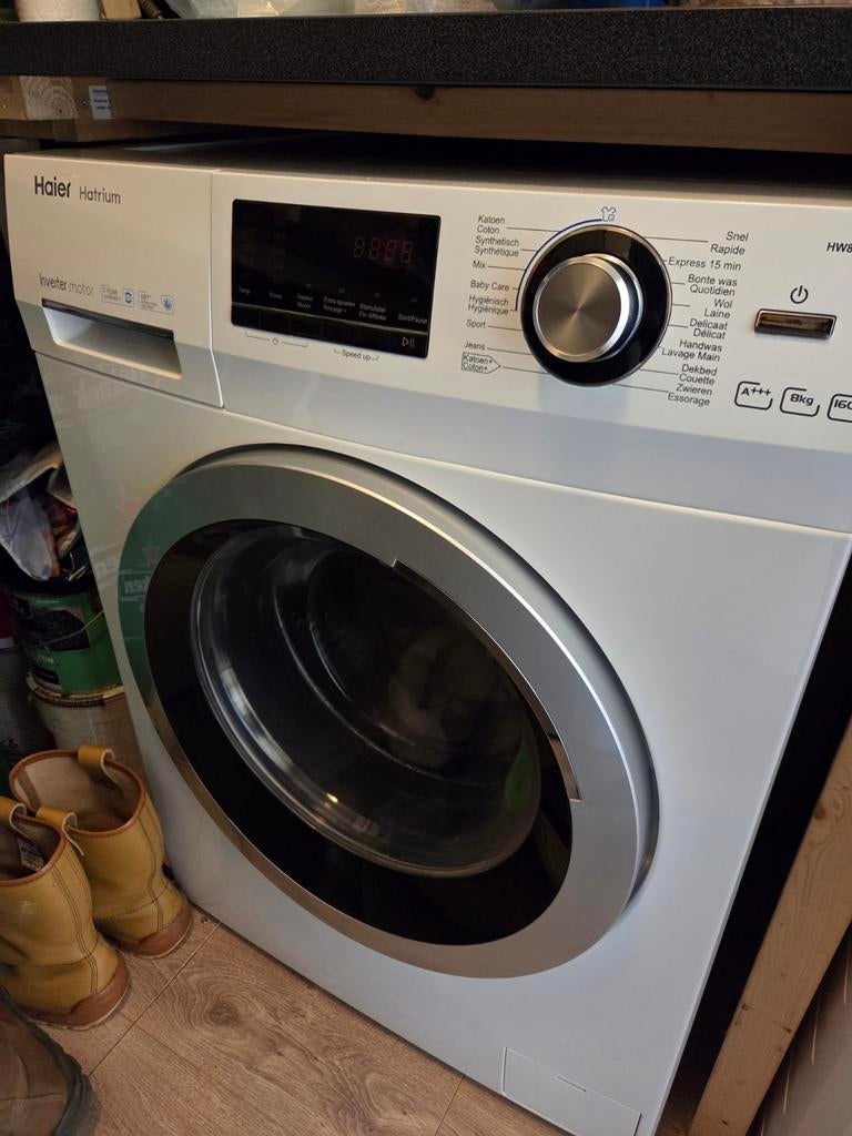 Haier HW80-BP16636, Ophalen, 1200 tot 1600 toeren, 8 tot 10 kg, Zo goed als nieuw